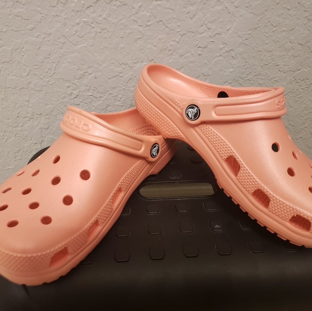 Crocs - Picture 2 of 4